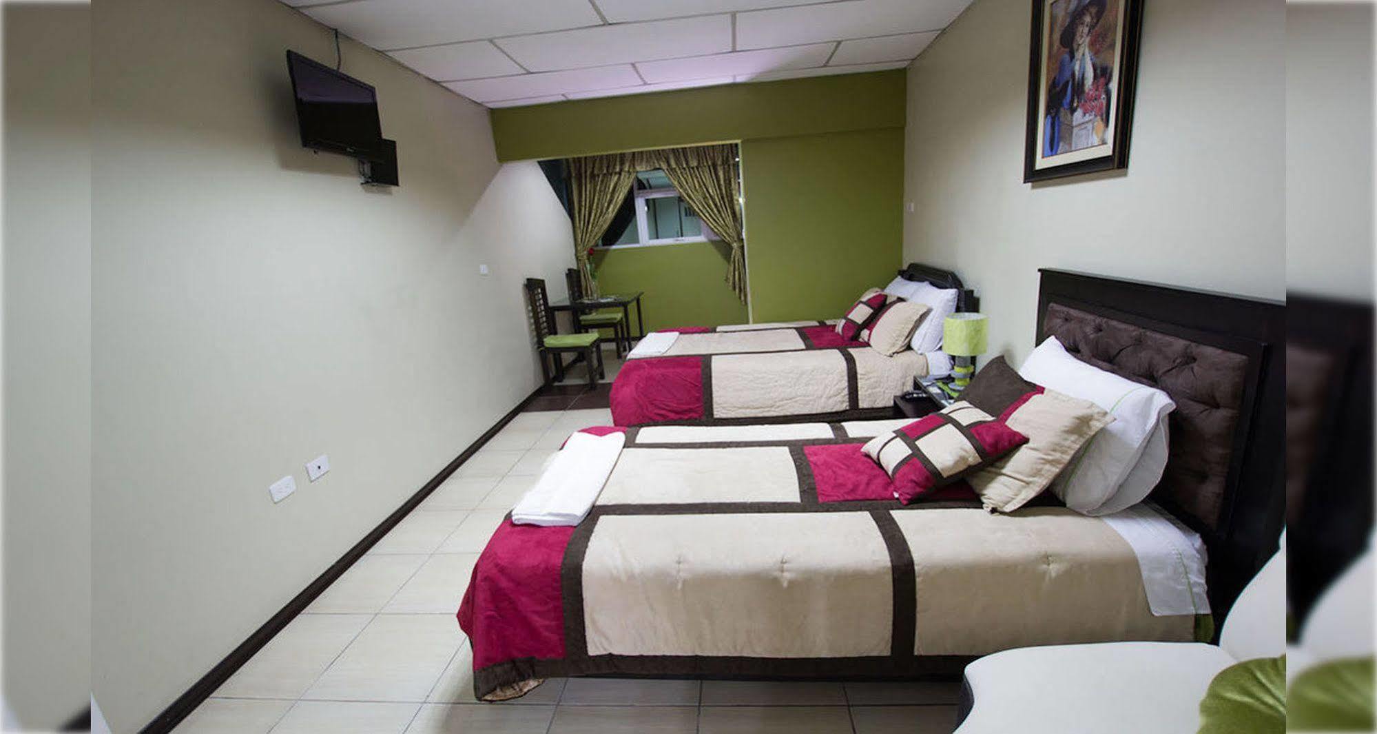 Hotel Las Gardenias Κουένκα Εξωτερικό φωτογραφία